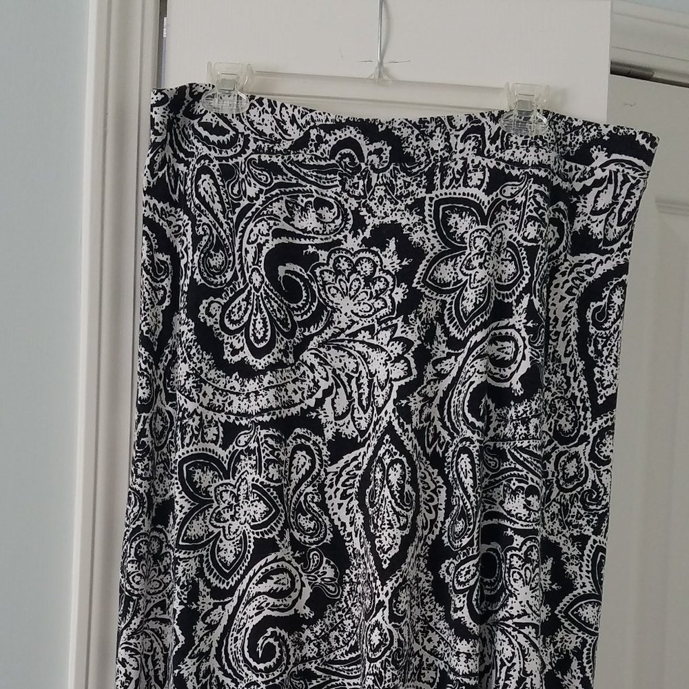 Pull-On High-Low Skirt